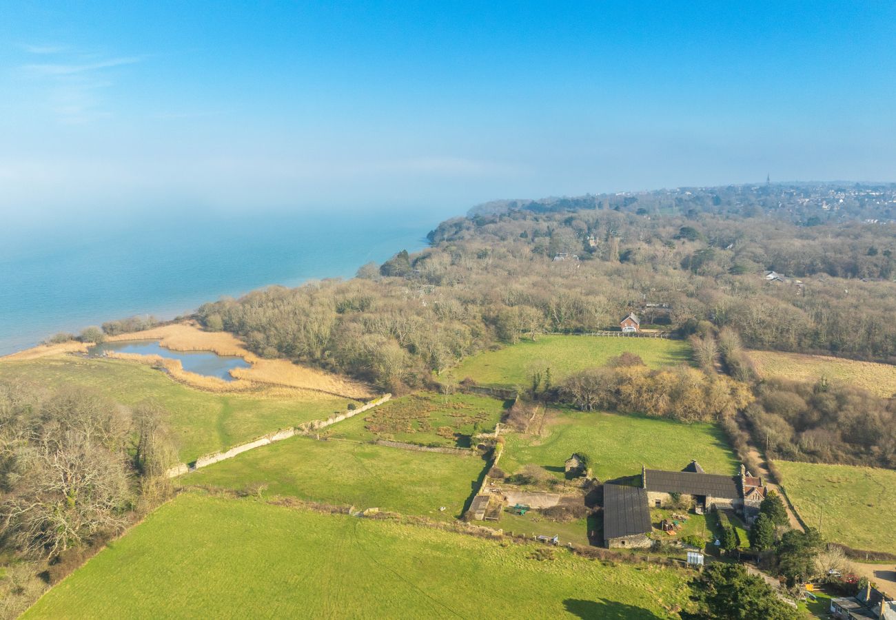 Cottage in Ryde - The Old Abbey Farmhouse, The Isle of Wight.